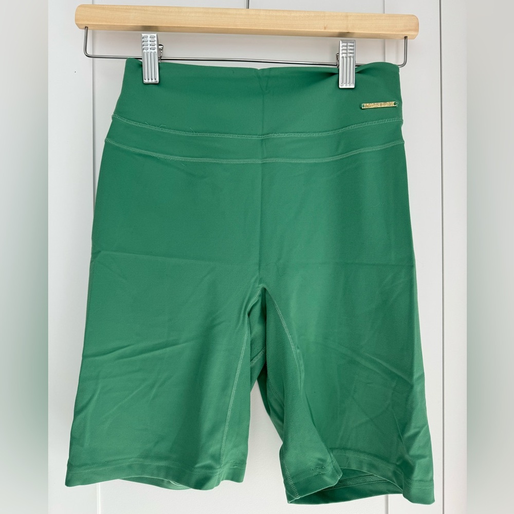 Athletic shorts